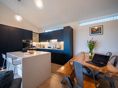 0322f151 9453 4275 91ee c13f2dc63166 homerunner