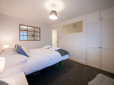 0acb3477 41c7 4a87 be0d cb59fe4b56df homerunner