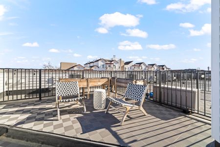 0c21dbac f1cb 44e7 a291 6071a496402e homerunner