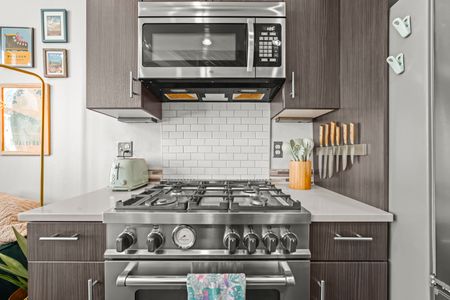 0ec92c10 a32c 4b26 8895 79a173fdab99 homerunner