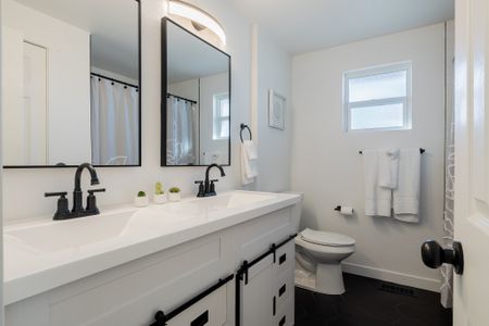 166efbbe 3590 437b 8e9e 70485d02b49c homerunner