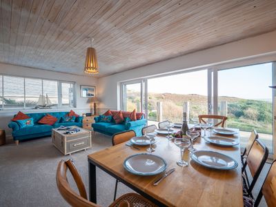 1940aee2 e3a9 48cc 8bed 987069748bf4 homerunner