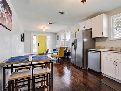 Seamless fully equipped kitchen—perfect for cooking up a feast!