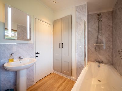 1fda53c6 a0ab 42e4 81a4 6654e2f52c2b homerunner