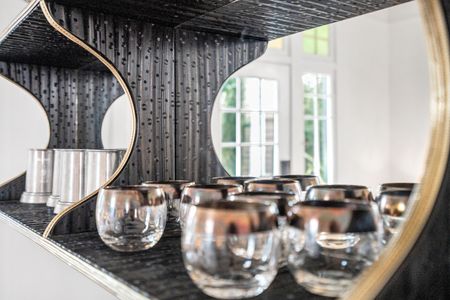 Intimate barware display — every detail set for a proper cocktail hour.