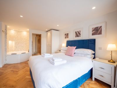 Trafalgar Cottage 40 24026e06 6a63 42e6 b41c 633e47f4ad26 homerunner