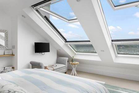 2493e72d 5b29 4df1 98fc 4a11661ffb5f homerunner