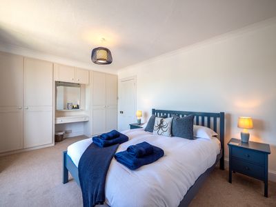 267315c6 22d0 4a9b 9831 d9641edcabb5 homerunner