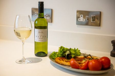 2fae5eed 8f83 4baf 99a4 00e969693515 homerunner