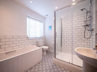 30c7dcc2 f025 44fe b7a4 57b50d97c811 homerunner