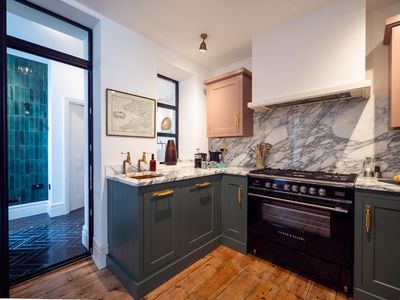 3202aedb ad66 49ed 8828 412b386c98d4 homerunner