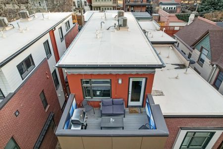 33c6fa9d 7da4 435d 9593 126d319caa85 homerunner