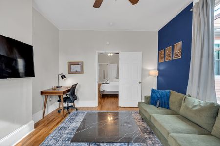 Bright workspace w/ a desk & natural light — perfect for productive remote stays.