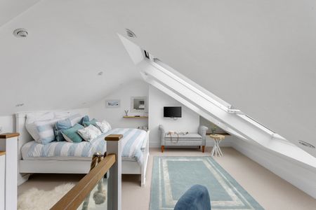 3fdd6f67 908e 4a6d a63a 09e71158a276 homerunner