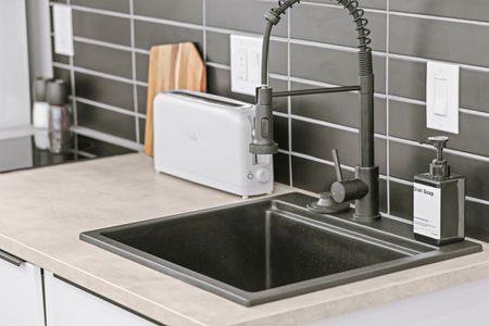 41b3bf1e 9aeb 40f1 85df 77b39d413179 homerunner