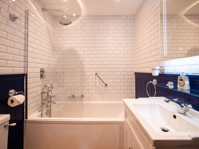 471404f2 6c0b 4ba7 ba4c 698567ae795d homerunner