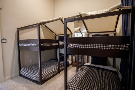 4a9c4a8d 3992 4e53 867a 0b7731a4cabb homerunner