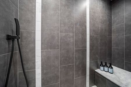 57f5b152 fded 414c ba07 99096f73513a homerunner