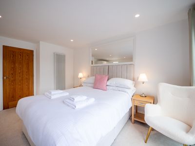 Trafalgar Cottage 33 5b7756e5 471b 4c20 af45 e88b08af1652 homerunner