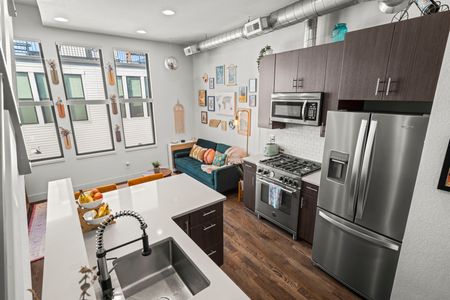 5ec29e2a 607c 48ee 82ef 5a65207a235b homerunner