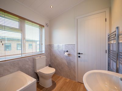 64cb932d 7820 4636 ae0a 7de0f7c166fd homerunner