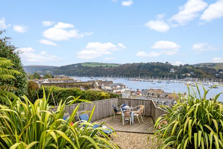 653d7f48 ec51 476c ac5c e033a9993b65 homerunner