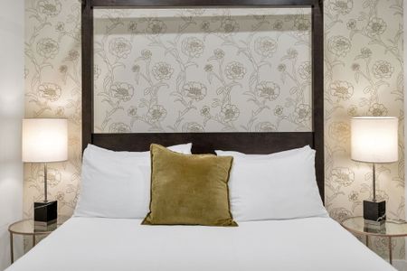 Bedroom (Unit 1)