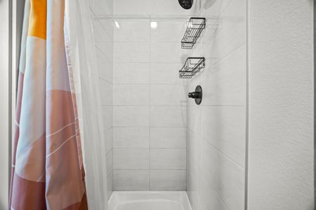 7421fcca 1f45 498b a42e 4e3d3df6b2ee homerunner