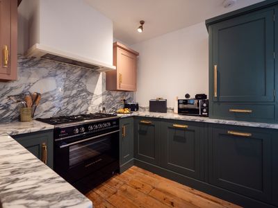 78c781b4 1a02 4e83 af81 b9daabbc3b37 homerunner