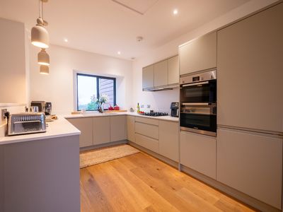 816cd68a a814 4171 aacd 272e1788ba35 homerunner