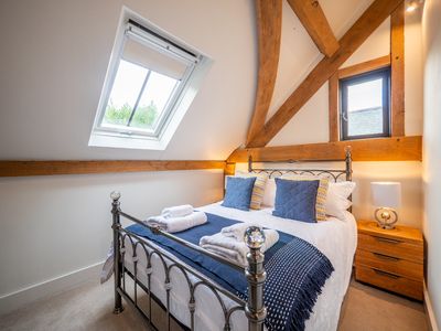 81fa7b55 34b3 474f bcf8 ef4447001ebd homerunner