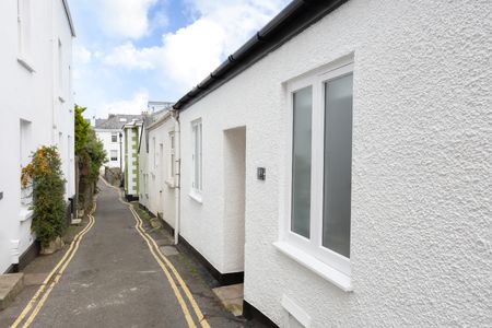 8350fd28 c1e4 4040 9f46 4abba8fb09b9 homerunner