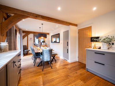 85bc27f0 1e78 433b a961 371af429fb68 homerunner