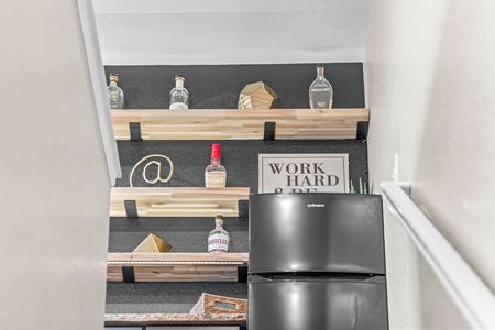 8e7612f7 8bed 4163 96be ddbb6e2db54e homerunner