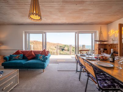 9730d105 0972 4ab1 a682 4a8f552df31d homerunner