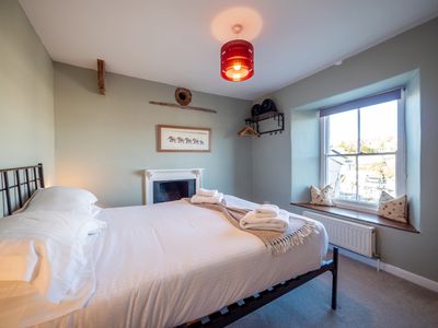 9cb93ff6 a1b0 45f1 8fa5 79e4dc93d575 homerunner