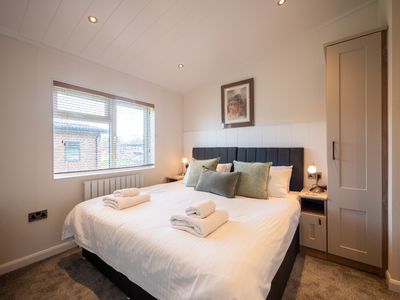 Ae6b8aed 5b39 425c a42b 8f9d0fe4b718 homerunner