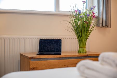 B0adc6e5 e08e 4c2a a05a 0fad4af4a8aa homerunner