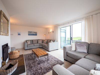 B7c9a84b 18bb 472a b34f f7e8d1adba8b homerunner