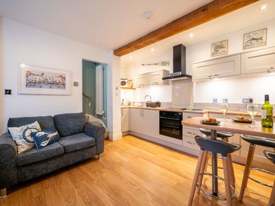 C17db7c9 c2b2 459d be87 59f029cf37ce homerunner