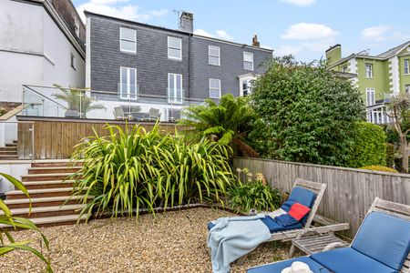 C60044b9 c717 44e3 98af 0003a90d4c34 homerunner