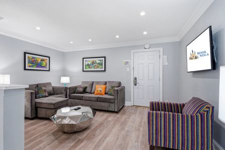 Open living area w/ cozy seating for easy, laid-back evenings.