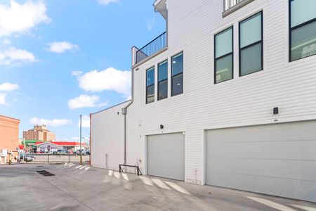 Cb83ea72 1286 4672 9ace b8258d8224cf homerunner