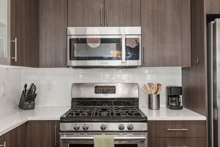 Cfc7af9e 273e 4321 9e1e 87a7fe18a56a homerunner