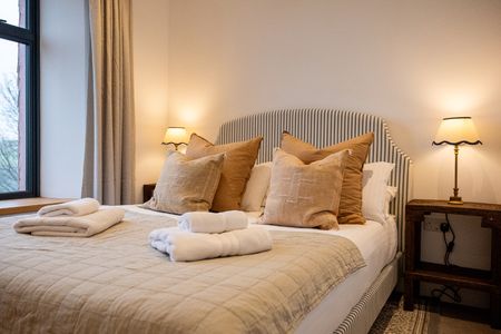 D188043a c52a 4c71 a07e 429e0ed33cf6 homerunner