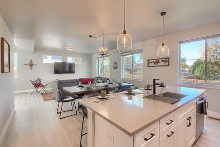 Da26437b 3bca 49b5 9d06 6b297e89968b homerunner