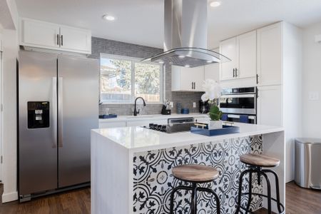 Dd0a574c 7ae8 412f a8ed c5421b386683 homerunner