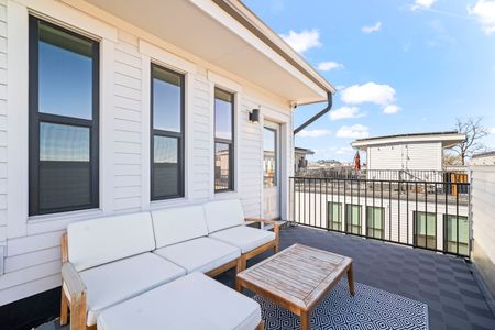 E9626b02 6754 4374 bcee 845f850eec35 homerunner