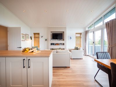 F4237e8c 271c 4e1d 94ab 3c11ff0d005f homerunner