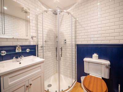 F7d99b68 e75b 43b8 b59d e216078f4184 homerunner